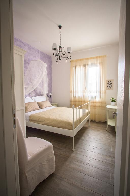 Venustas Bed and Breakfast LMP Exteriör bild