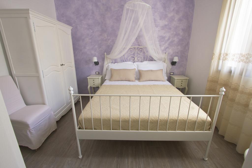 Venustas Bed and Breakfast LMP Exteriör bild